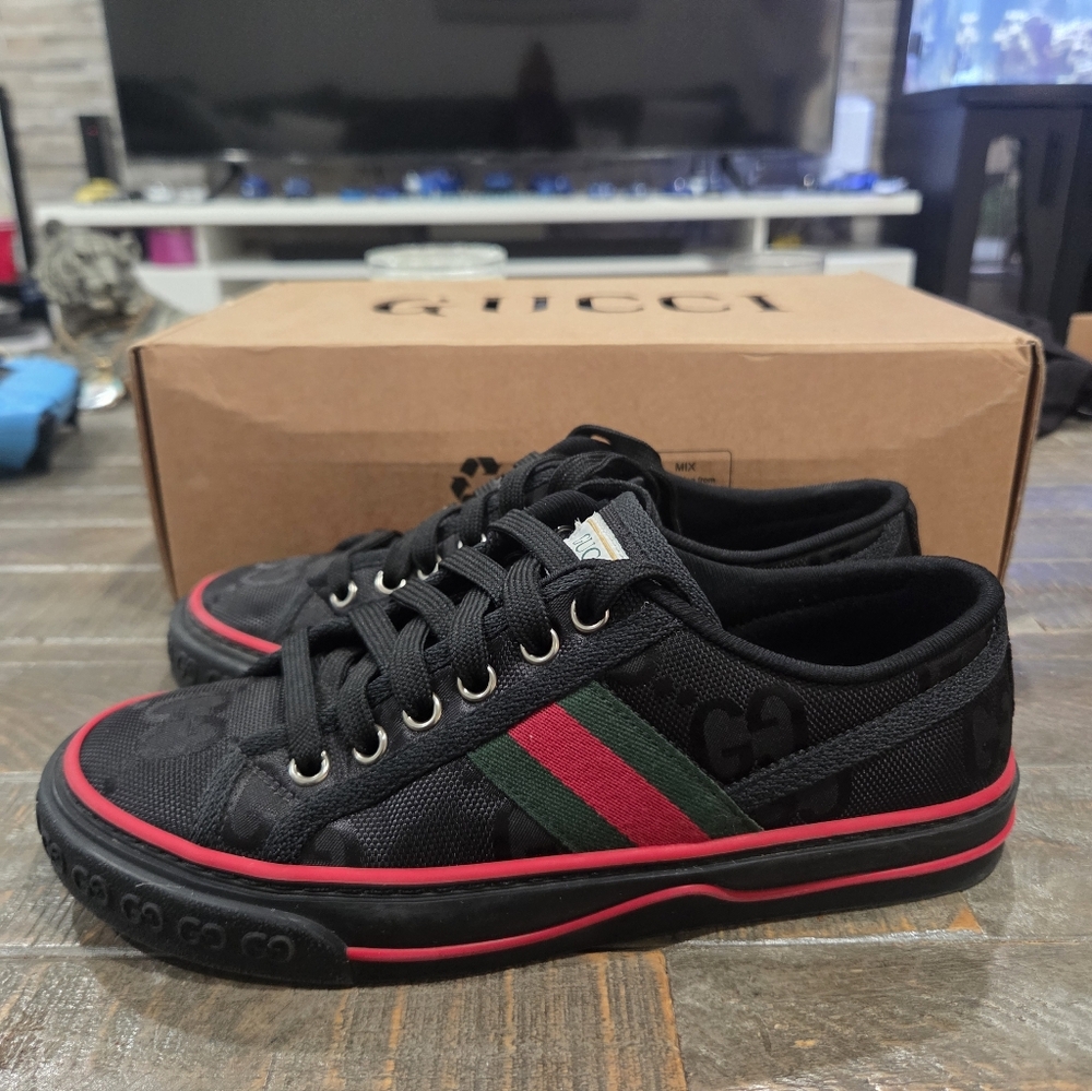 Gucci Women's Black Sneakers with Red and Green Accents